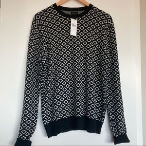 Men’s Large Buffalo Crewneck Sweater. ♟